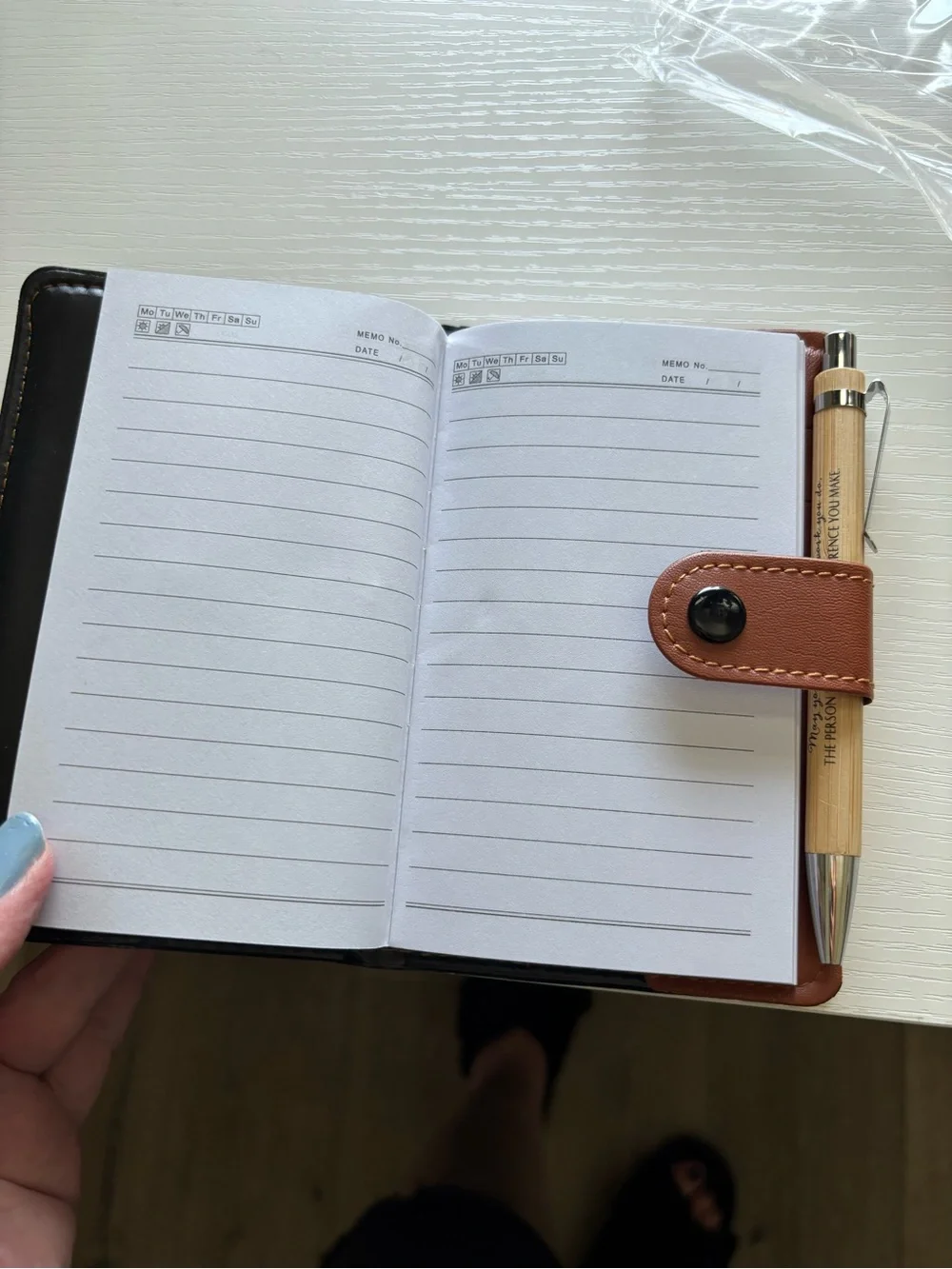 Inspirational Faux Leather notebooks w/pen.